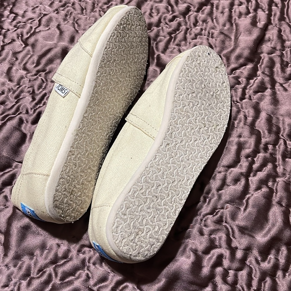 Toms Pastel Yellow - Picture 5 of 8